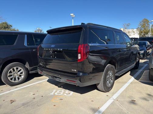 2025 Ford Expedition Max Active 4x4