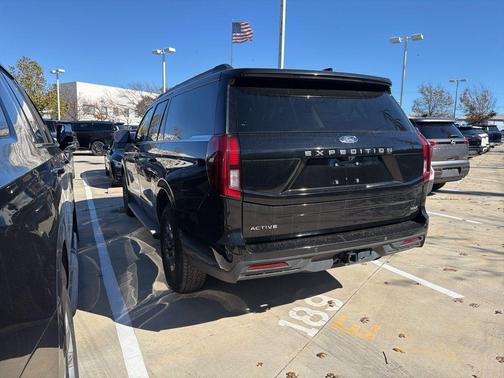 2025 Ford Expedition Max Active 4x4