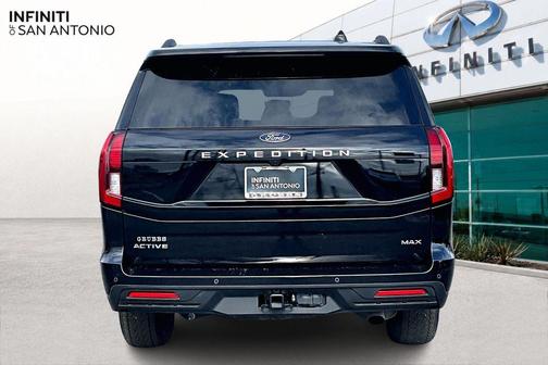 Black Metallic 2025 Ford Expedition Max Active 4x4