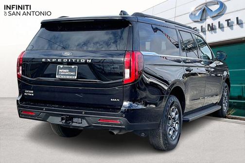 Black Metallic 2025 Ford Expedition Max Active 4x4