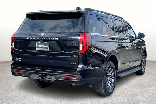 2025 Ford Expedition Max Active 4x4