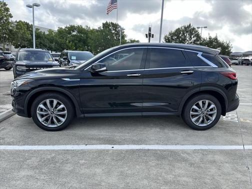 2022 INFINITI QX50 LUXE