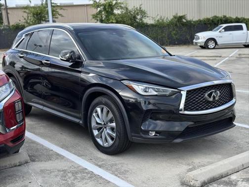 2022 INFINITI QX50 LUXE