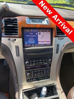 2014 Cadillac Escalade Platinum Edition