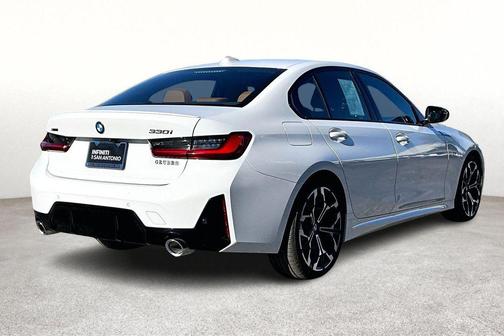 2025 BMW 330 xDrive