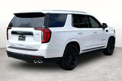 White Frost Tricoat 2023 GMC Yukon Denali Ultimate