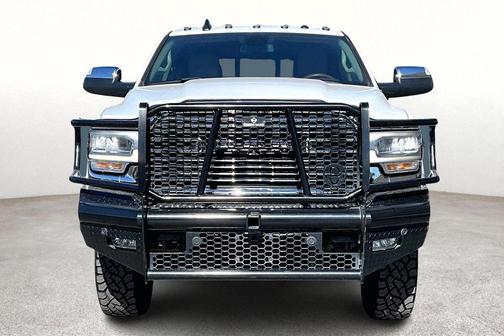 2022 RAM 3500 Laramie Crew Cab 4x4 8' Box