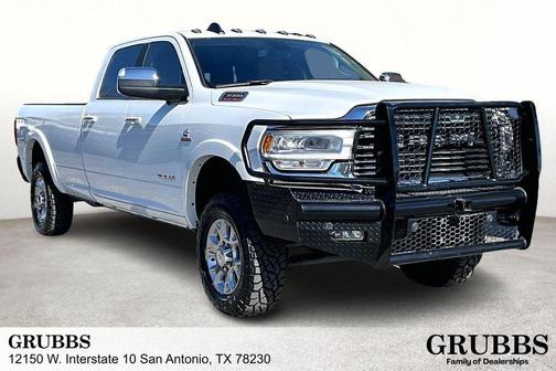 2022 RAM 3500 Laramie Crew Cab 4x4 8' Box