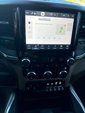 2022 RAM 3500 Laramie Crew Cab 4x4 8' Box