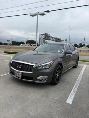 Graphite Shadow 2017 INFINITI Q70L 3.7