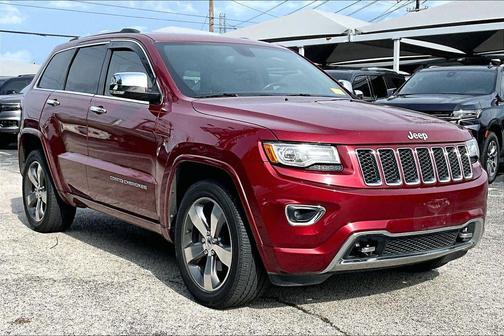 Deep Cherry Red Crystal Pearlcoat 2014 Jeep Grand Cherokee Overland
