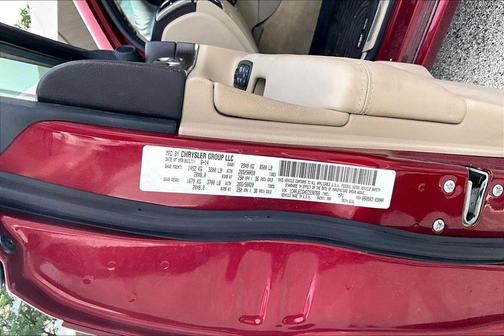 Deep Cherry Red Crystal Pearlcoat 2014 Jeep Grand Cherokee Overland