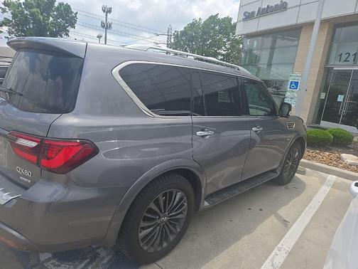 2020 INFINITI QX80 Luxe