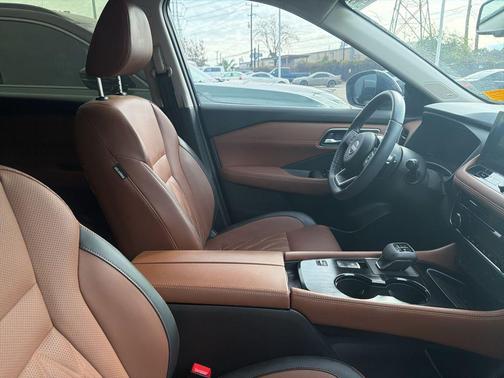 2024 Nissan Rogue Platinum