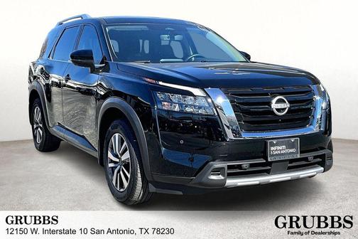 2025 Nissan Pathfinder SL 4WD