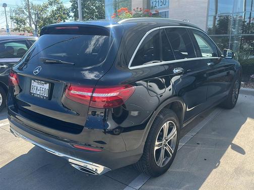 2018 Mercedes-Benz GLC 300 Base