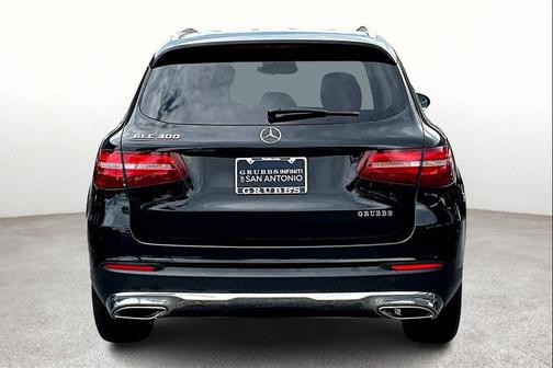 2018 Mercedes-Benz GLC 300 Base