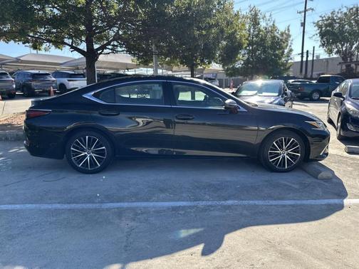 2024 Lexus ES 350 Base