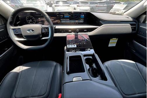 2025 INFINITI QX80 SENSORY AWD
