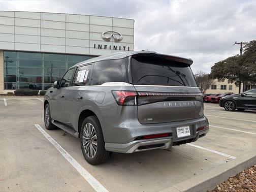 2025 INFINITI QX80 SENSORY AWD