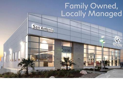 2025 Nissan Pathfinder Platinum FWD