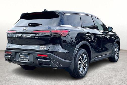 2025 INFINITI QX60 Pure