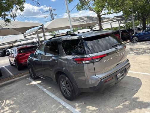 2022 Nissan Pathfinder SV 2WD