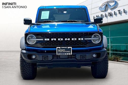 Velocity Blue Metallic 2023 Ford Bronco Wildtrak
