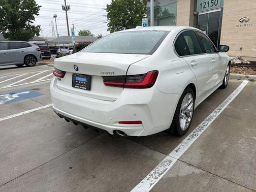 White 2025 BMW 330 330i