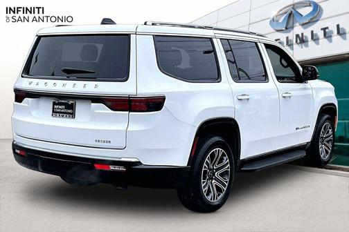 Bright White Clearcoat 2025 Jeep Wagoneer 4x4