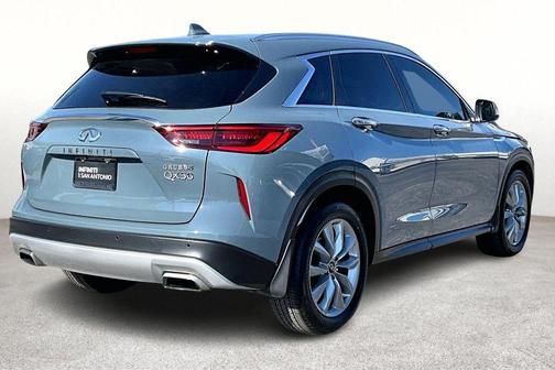 2022 INFINITI QX50 LUXE