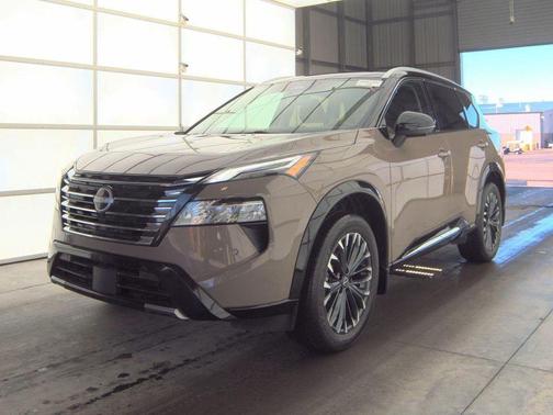 2024 Nissan Rogue Platinum