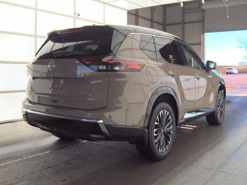 2024 Nissan Rogue Platinum