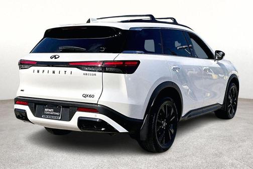 2025 INFINITI QX60 Luxe