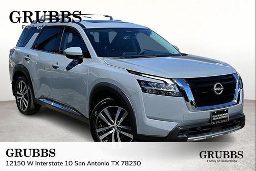 2023 Nissan Pathfinder Platinum FWD