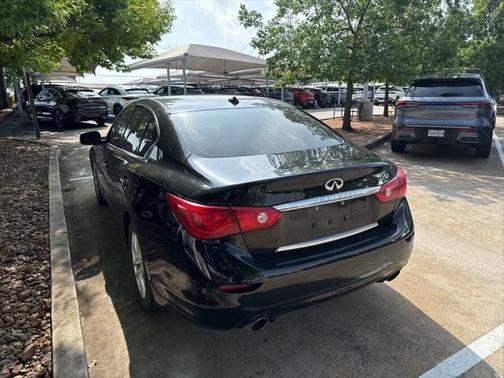 2015 INFINITI Q50 Premium