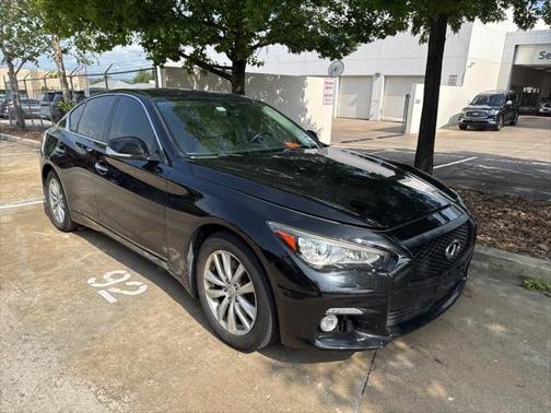 2015 INFINITI Q50 Premium