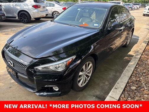 2015 INFINITI Q50 Premium