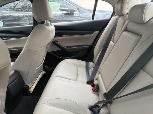 2024 Mazda Mazda3 FWD w/Preferred Package