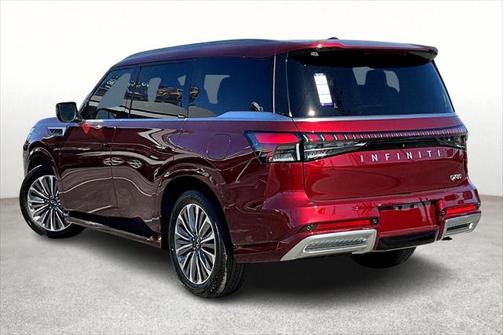 2025 INFINITI QX80 Luxe