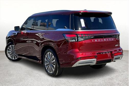 2025 INFINITI QX80 Luxe