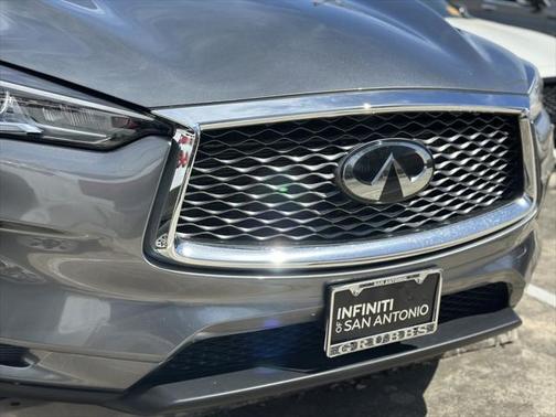 2023 INFINITI QX50 LUXE