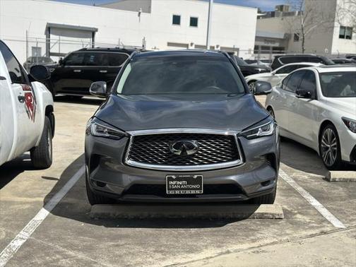 2023 INFINITI QX50 LUXE