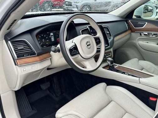 2017 Volvo XC90 T6 Inscription