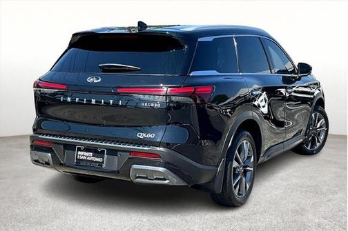 2022 INFINITI QX60 Luxe