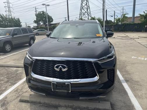 2022 INFINITI QX60 Luxe