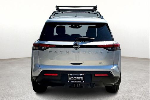 2022 Nissan Pathfinder SV 2WD