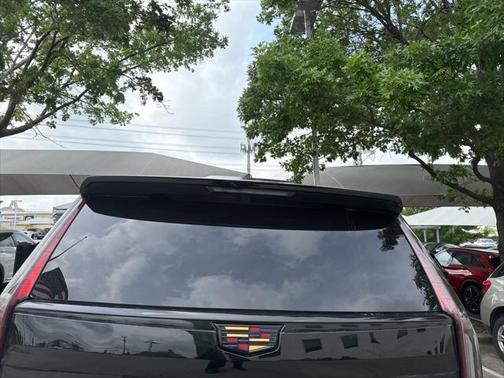 2022 Cadillac Escalade Premium Luxury