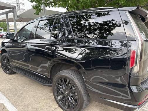 2022 Cadillac Escalade Premium Luxury