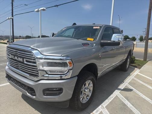 2024 RAM 2500 Laramie Crew Cab 4x4 6'4' Box